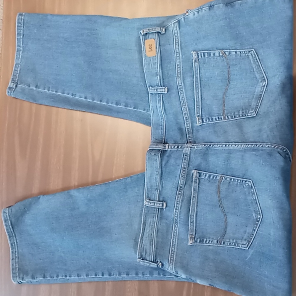 Lee Relaxed Fit Straight Leg Size 22W - Picture 2 of 4